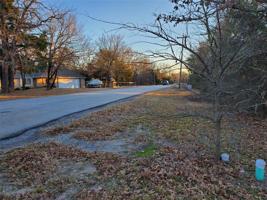 401 Indian Oaks Drive