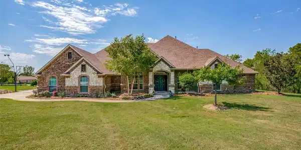 3317 Bay Breeze Court