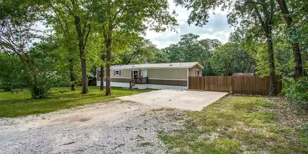 6098 Rolling Wood Trail