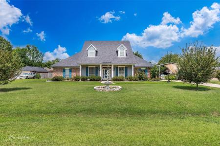 221 Ridgefield Drive