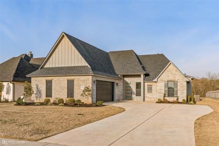 923 Chisolm Trail