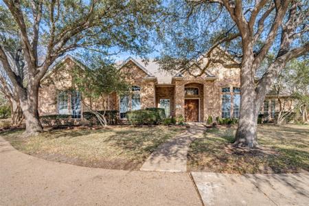 202 Carriage Hill Lane