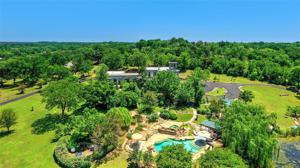 310 Ballpark Loop