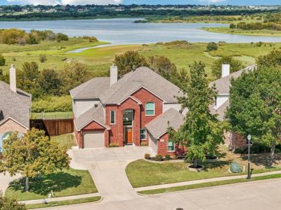 3913 Lakeside Drive