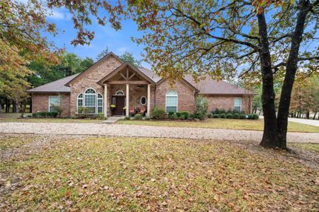 403 Arrowhead Point