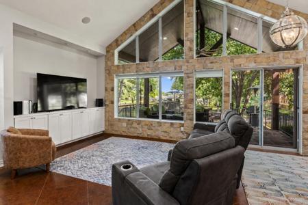 124 Robin Hood Way