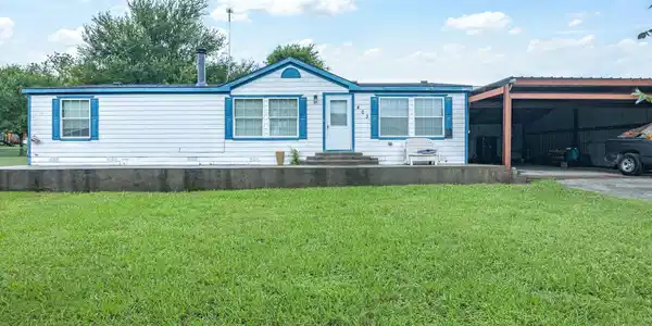 403 SE County Road 3048C