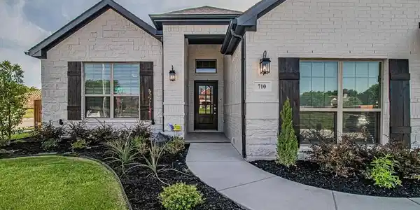 1420 Eagles Nest Drive