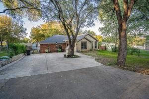 3304 Summercrest Court