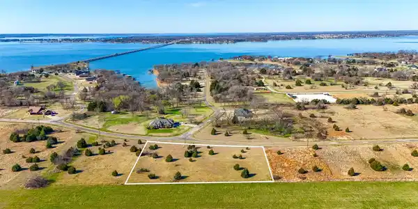 Lot 45 Baybridge