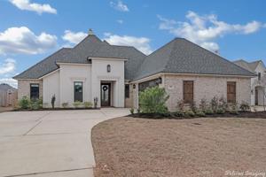 904 Chisolm Trail
