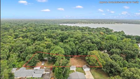 921 Bradleys Bend
