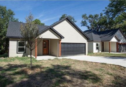 212 Holiday Drive