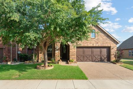 2800 Cole Castle Drive