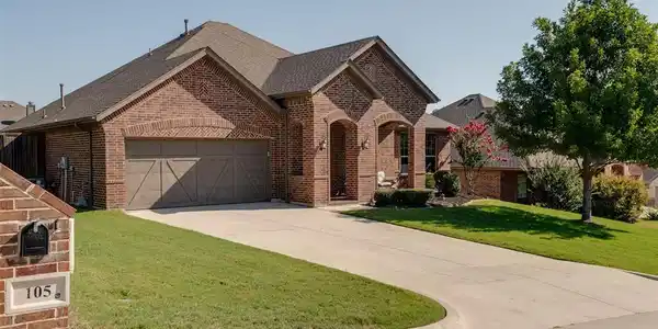 105 Valle Court