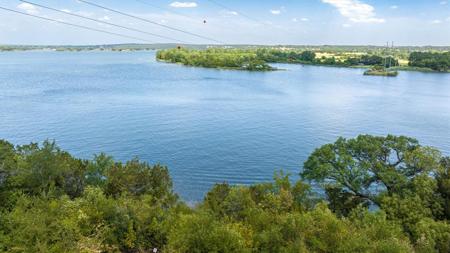 2500 River Ridge Court