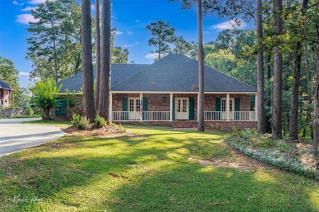 4936 Old Oak Drive