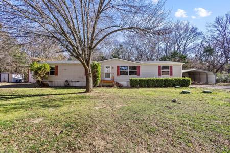 341 Pecan Place Lane