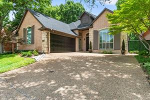 1424 Waterside Drive