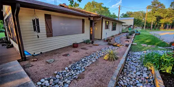 858 Ford Road