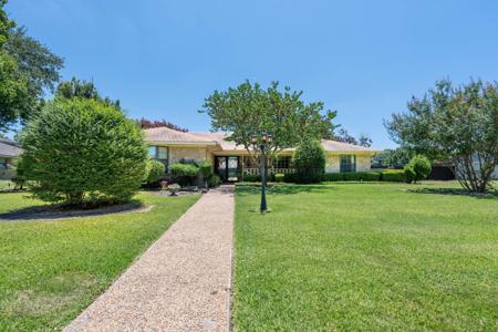104 Cedar View Drive