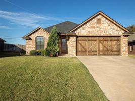 1421 Lauren Lane