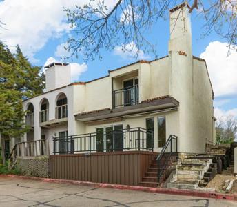 3401 Augusta Boulevard