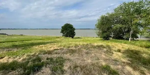 Lot 40 Emerald Lane