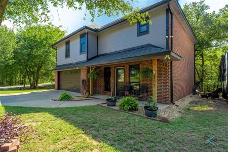 307 Bay Court
