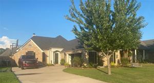 3911 Le Brooke Lane