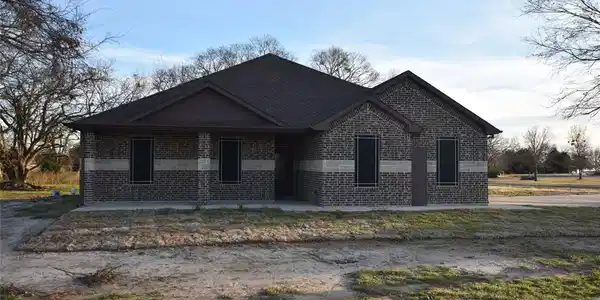 105 Deer Circle
