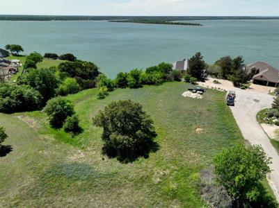 10072 Lakeview Court
