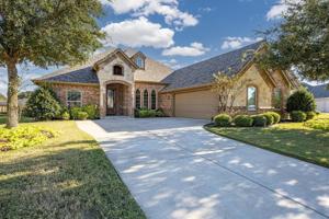 1206 Huntington Cove Court