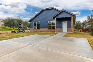 824 Arkansas River Drive