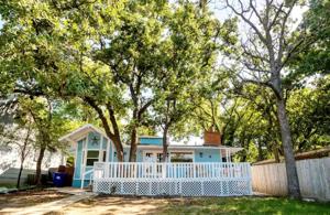 1138 Lake Road