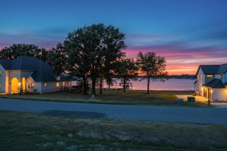 32 Shoreline Drive