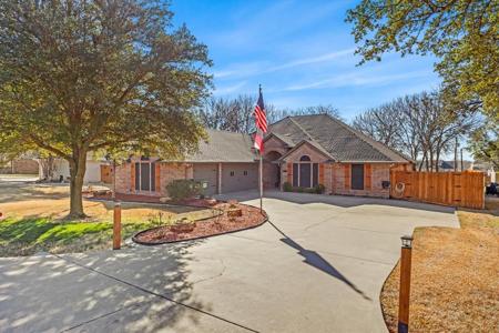 207 Sunrise Drive