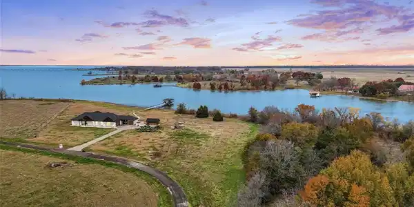 Lot 10 Grand Oasis