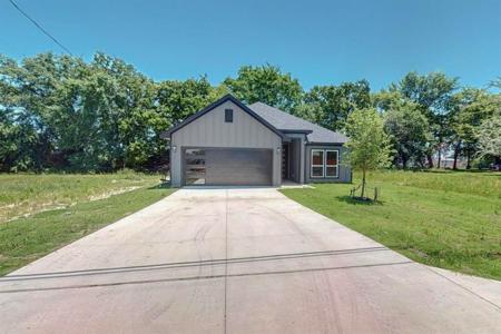 120 Meadow Lake Drive
