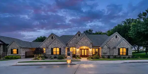 8450 Waterfront Court