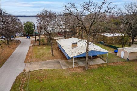 1505 Carol Lane