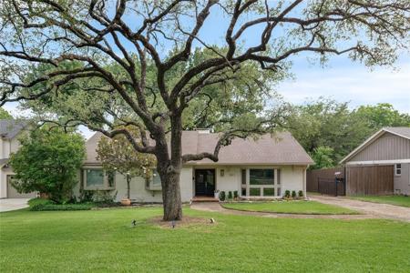 7011 Greentree Lane