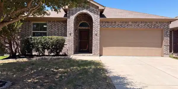 1108 Edgewater Drive