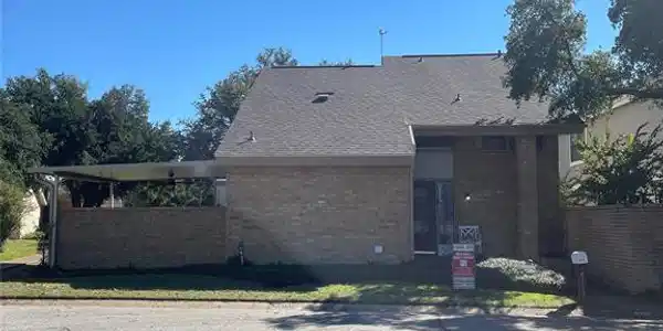 8201 Mountain Lake Circle