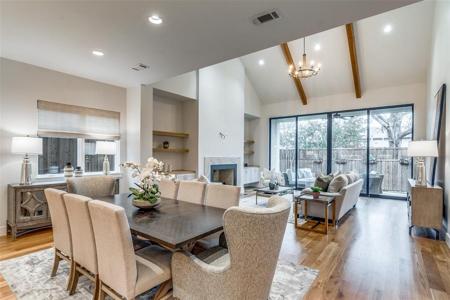 1806 Loving Avenue