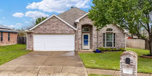 517 Dominick Court