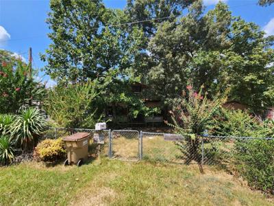 55 Private Road 52036