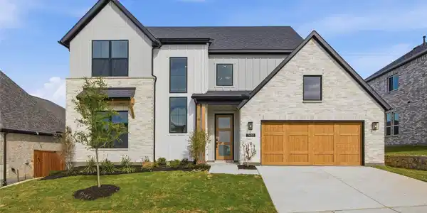 7432 Wayward Wind Way
