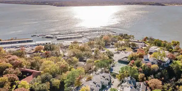 9999 Boat Club Road