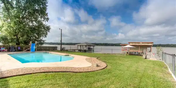 379 County Road 4874